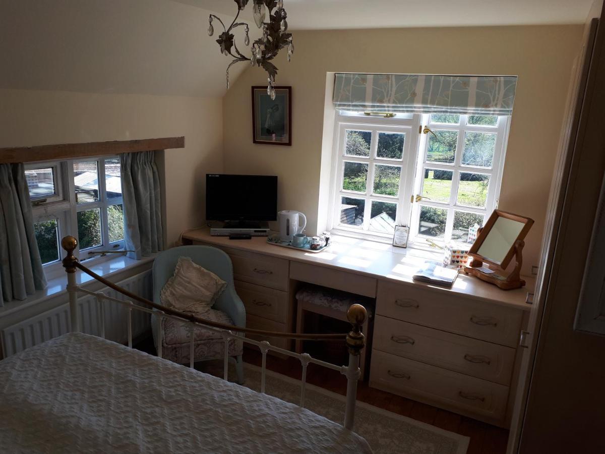Court Barn Cottage B&B Burwash Екстер'єр фото